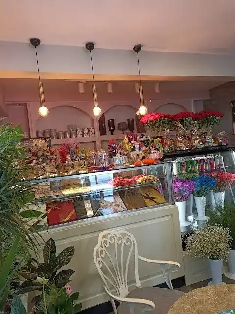 Gülfij Flower & Cafe fotoğraf 2