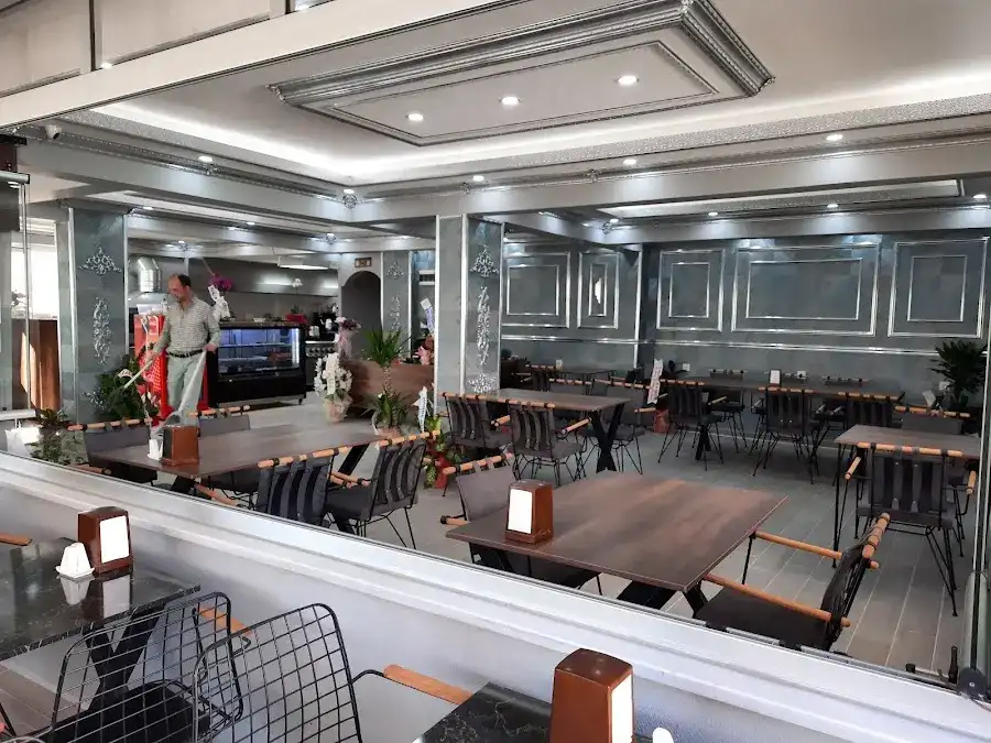 Lampsakos Cafe Restaurant