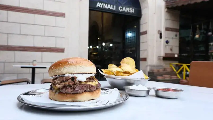 1890 burger fotoğraf 2