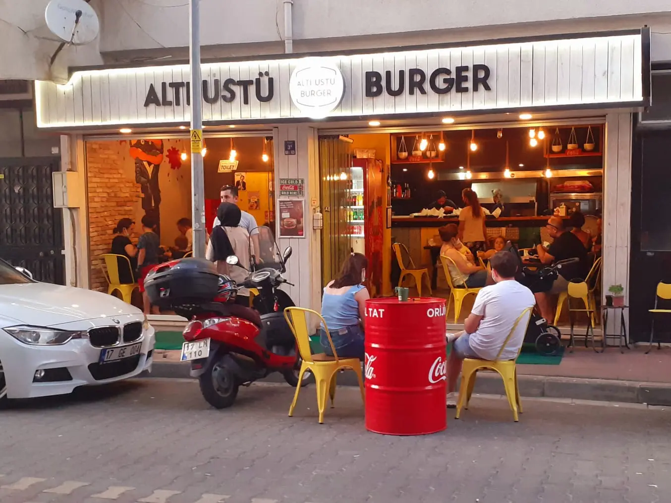 AltıüstüBurger