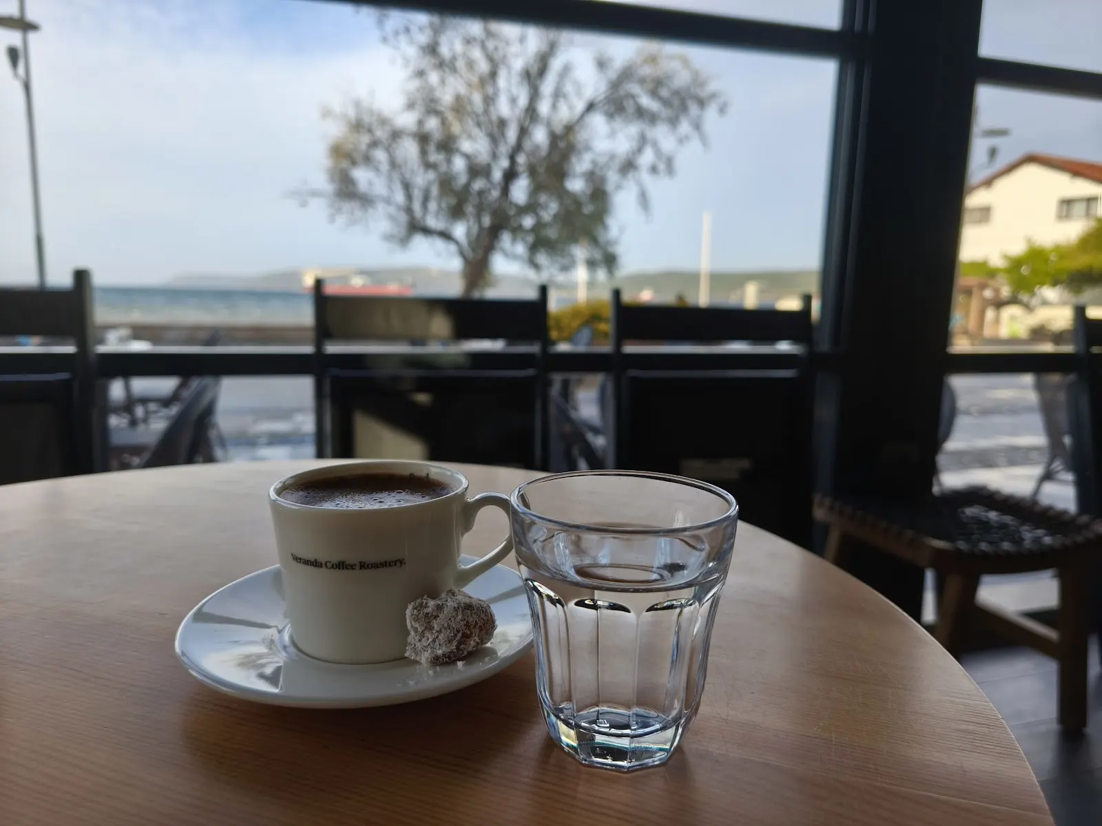 Veranda Coffee Company - Yeni Kordon fotoğraf 3