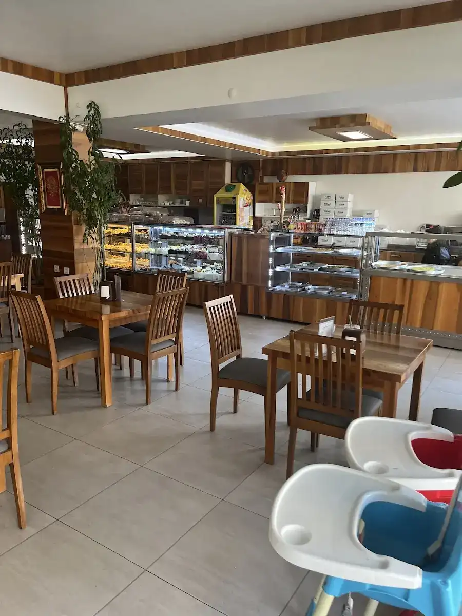 Taşlar Pastanesi fotoğraf 3