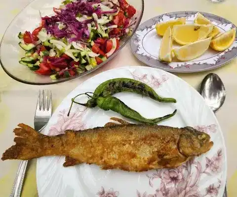 Zerenler Alabalık Restoran fotoğraf 2