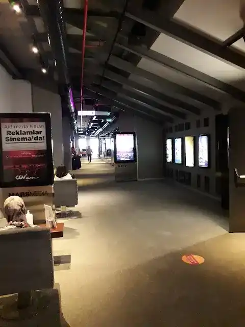 Paribu Cineverse Forum Çamlık