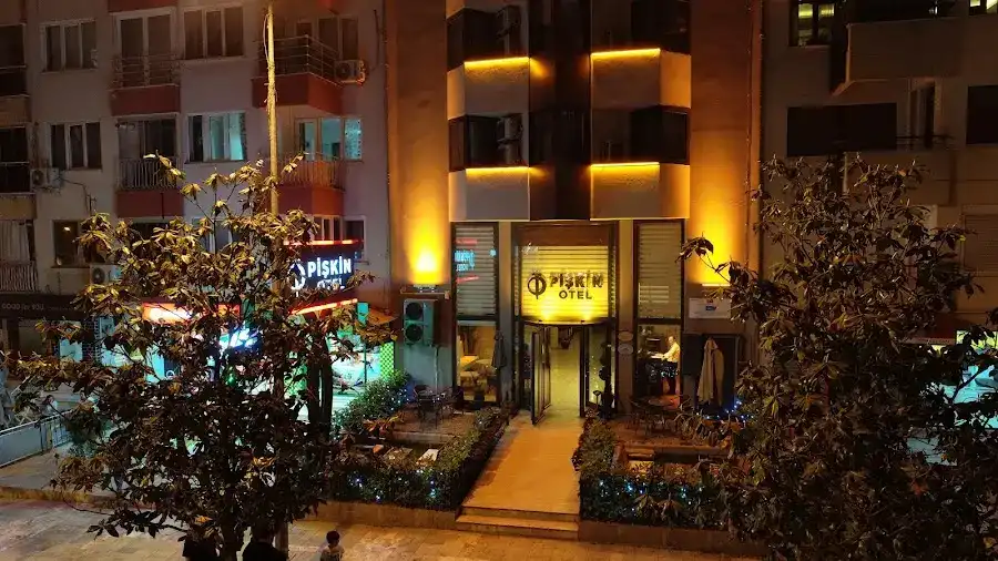 Pişkin Otel