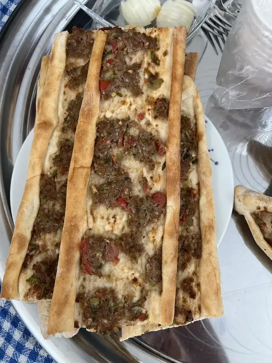 Birtat pide ve lahmacun salonu fotoğraf 2