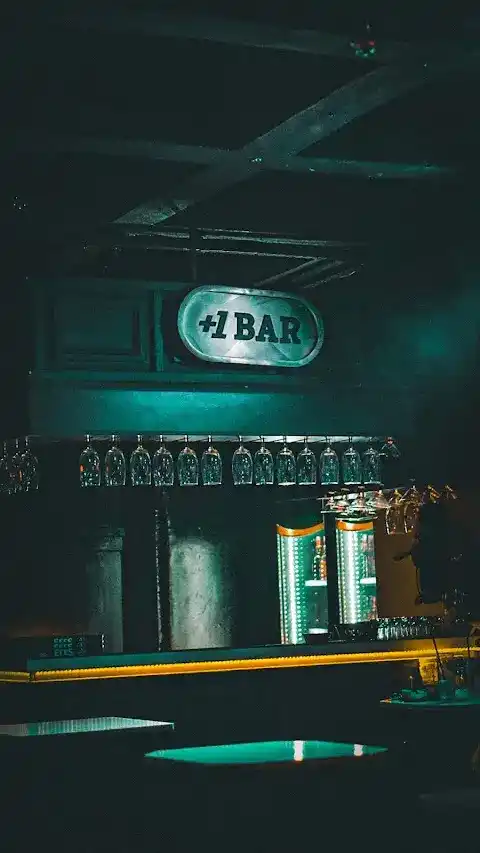 CLUB HELLO
