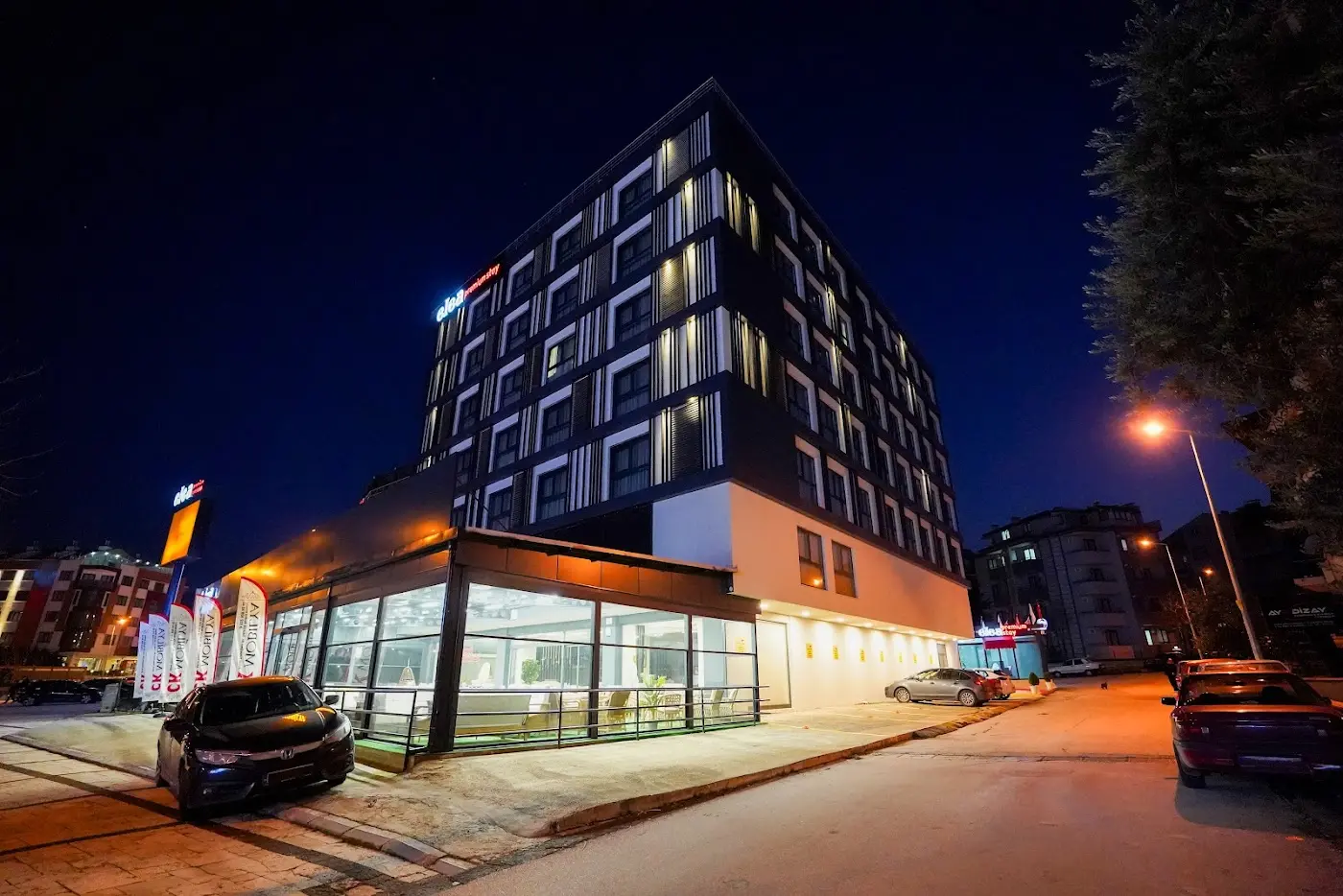 Elea Premium Stay