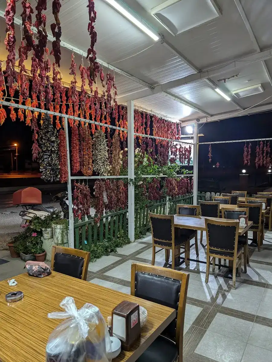 Kale Davaz & Ziyafet Pide salonu