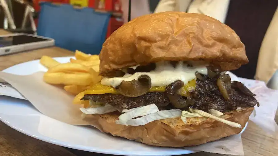 Happy Fries & Burger fotoğraf 3