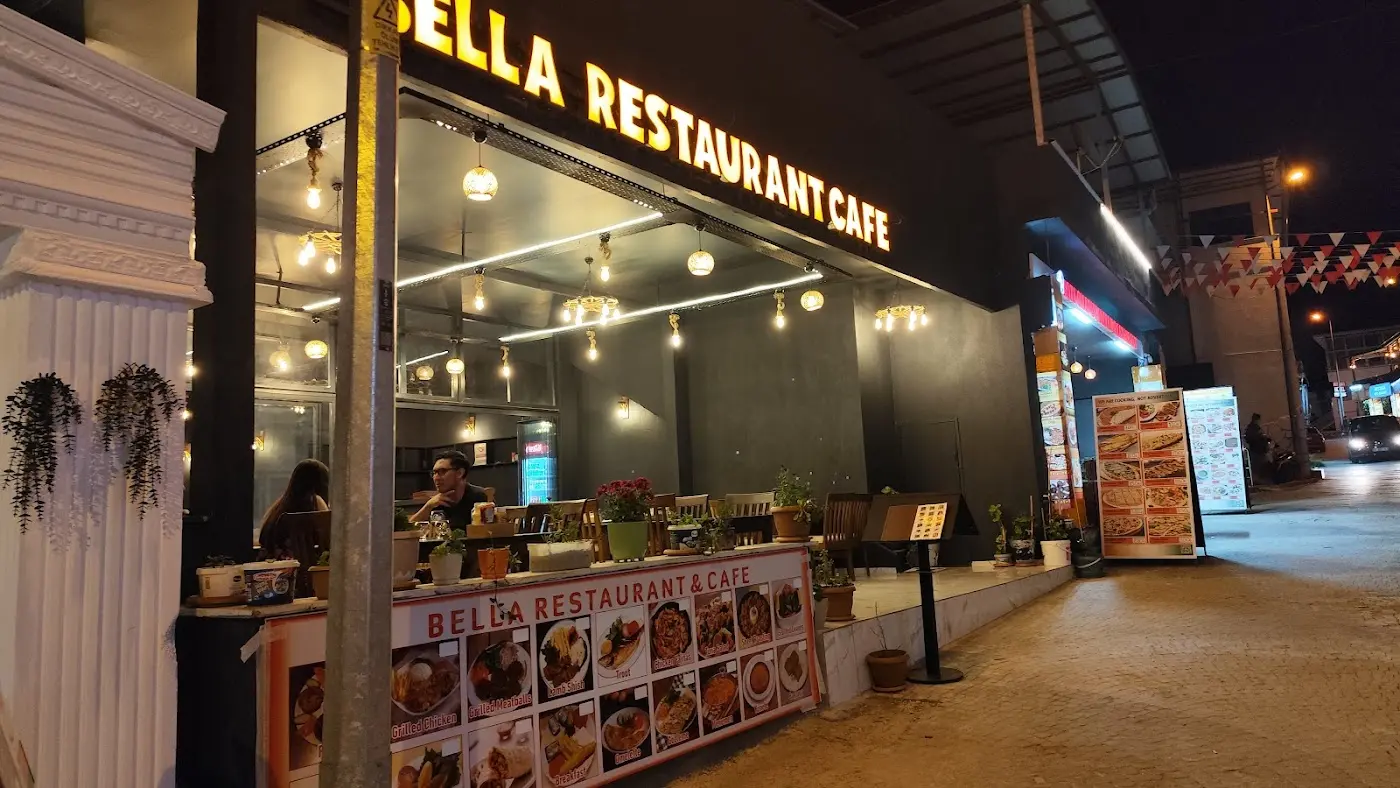 Bella Restaurant & Cafe