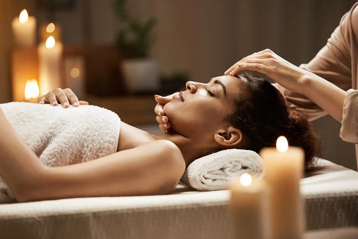 Karahayıt Masaj Salonu Burçin Spa массажный кабинет