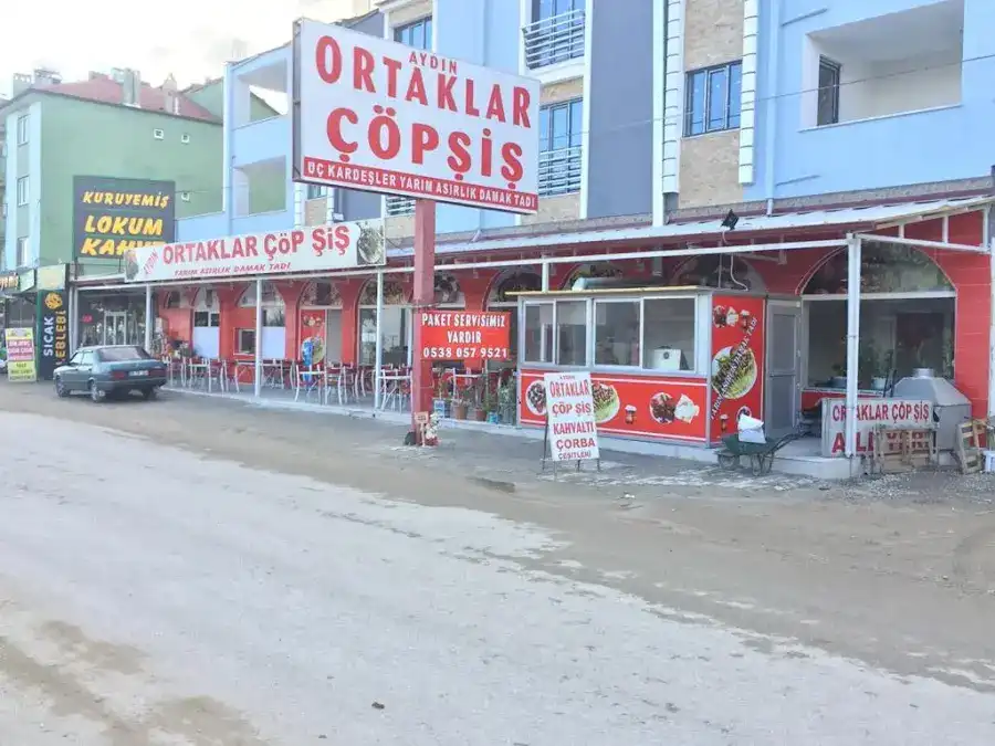 Ortaklar Çöpşiş Üç Kardeşler'in Yeri fotoğraf 3