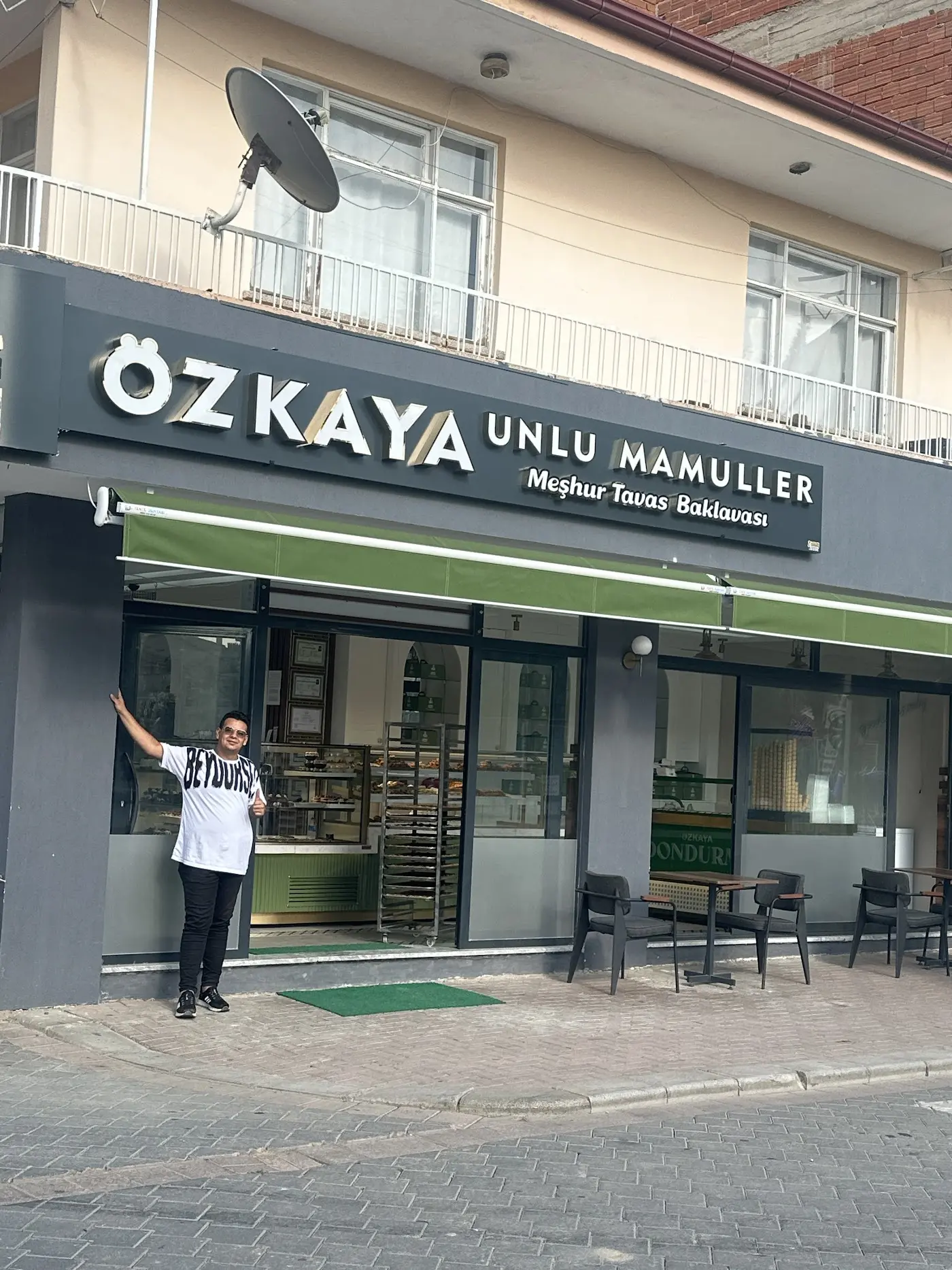 Özkaya unlumamülleri baklava