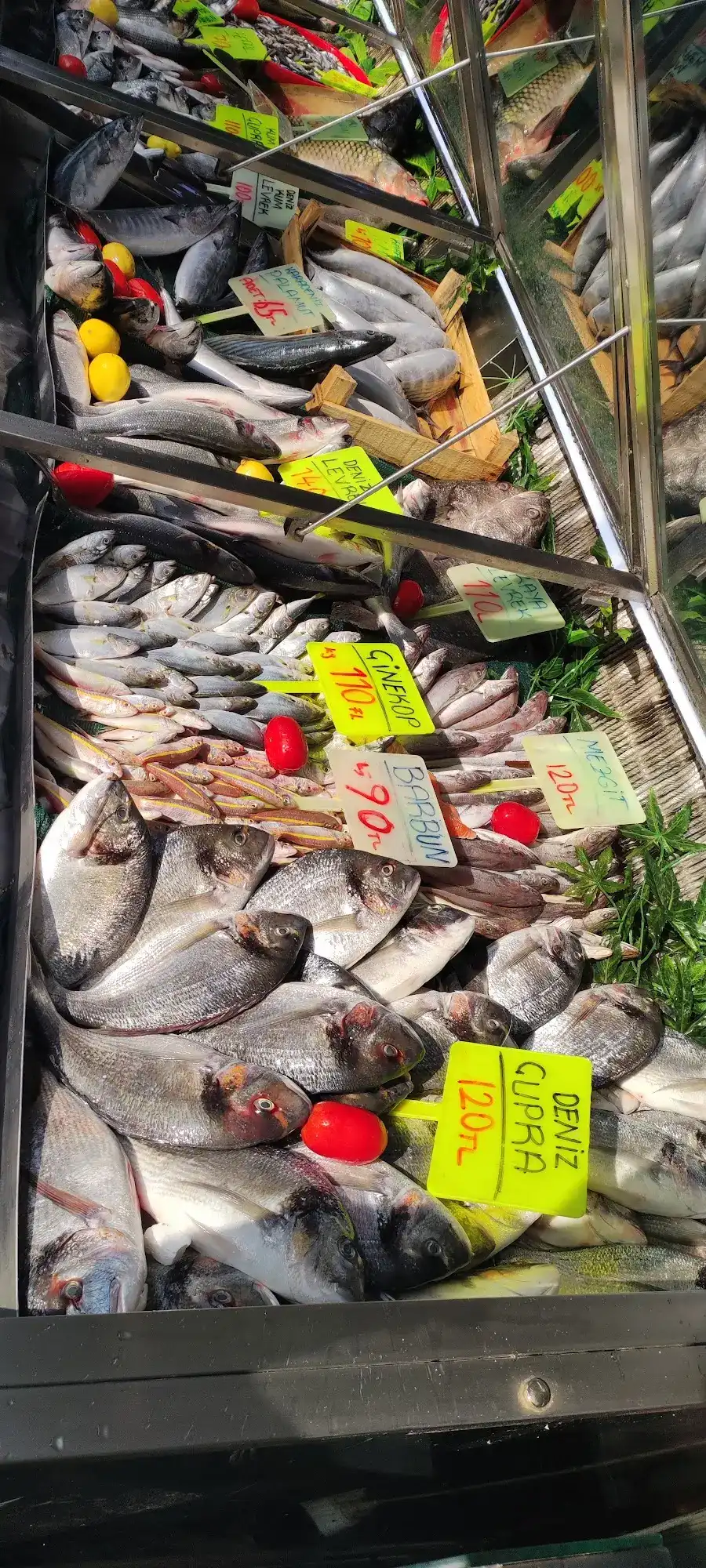 Chef in Denizi Fish Restaurant Diyarbakır fotoğraf 3