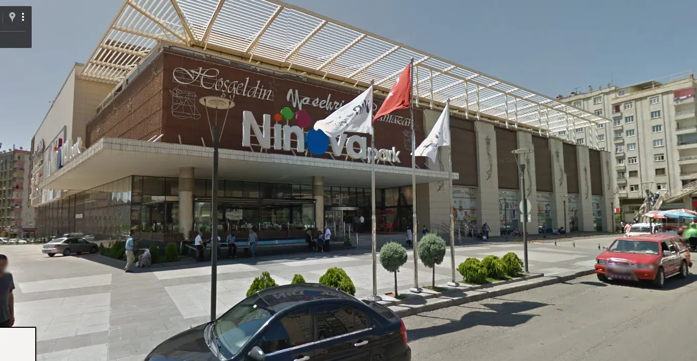Ninova Park Alışveriş Merkezi