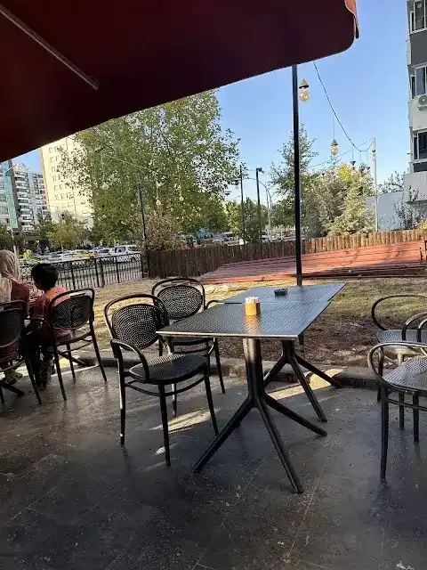 Balta Burger 75. Cadde