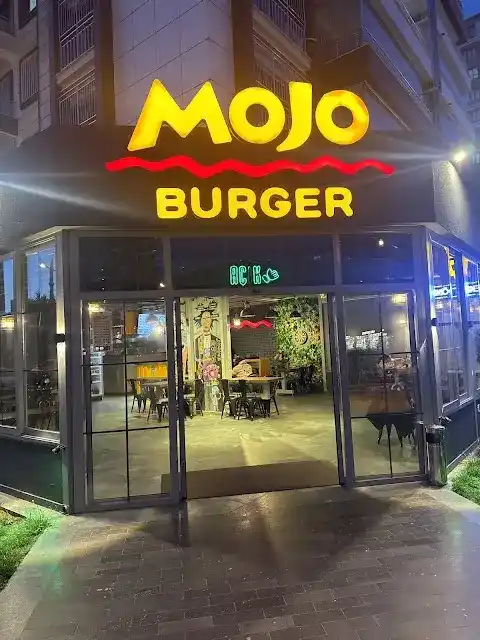 Mojo Burger