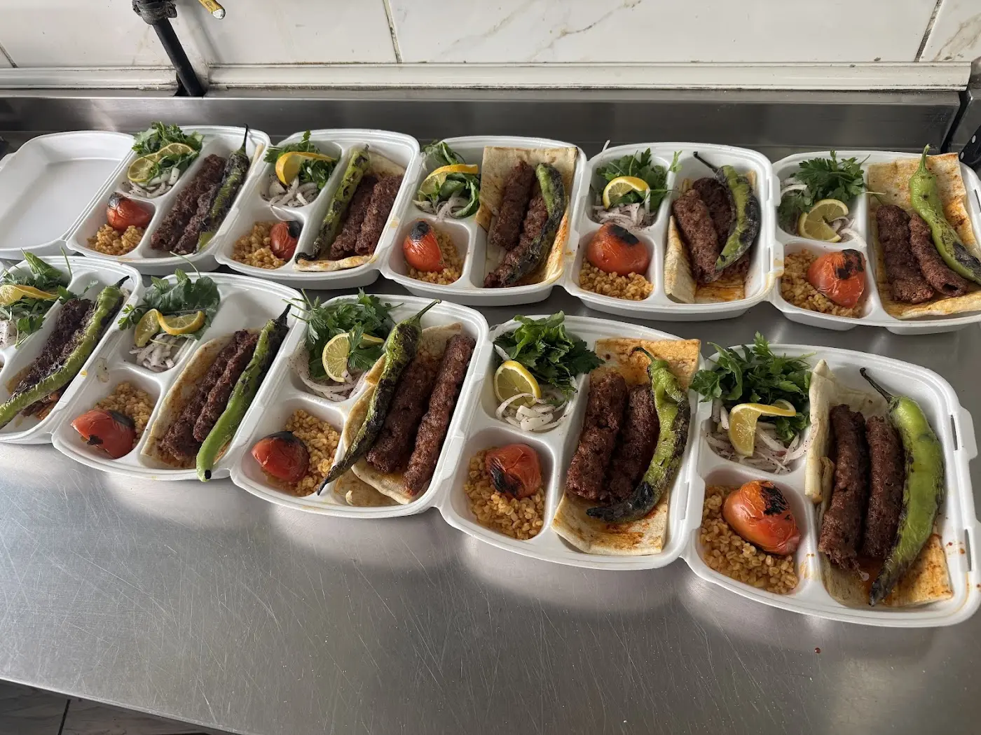 4 MEVSİM KEBAP VE PİDE SALONU fotoğraf 2