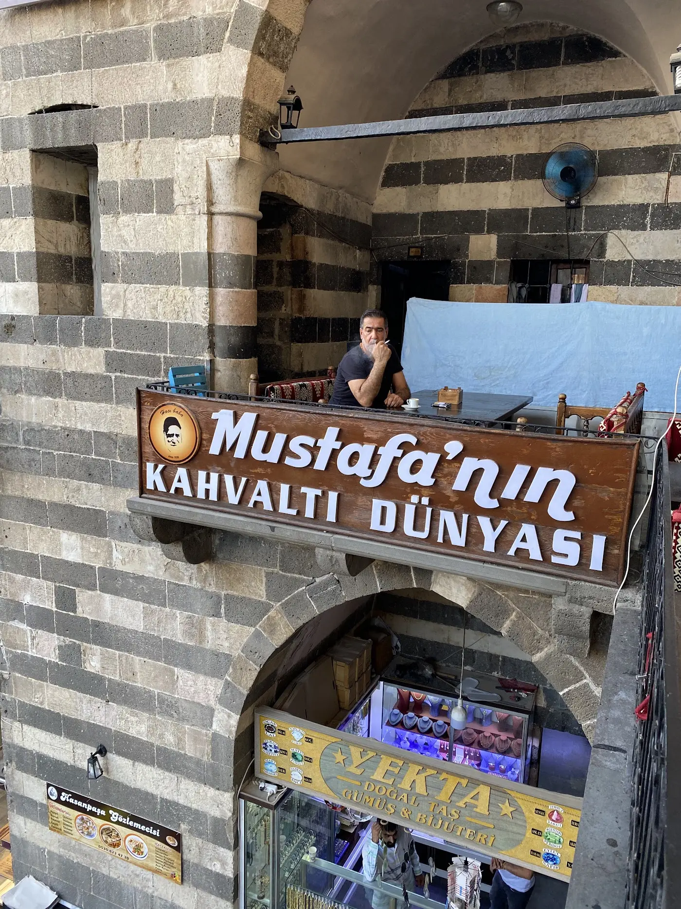 Mustafa'nın Kahvaltı Dünyası