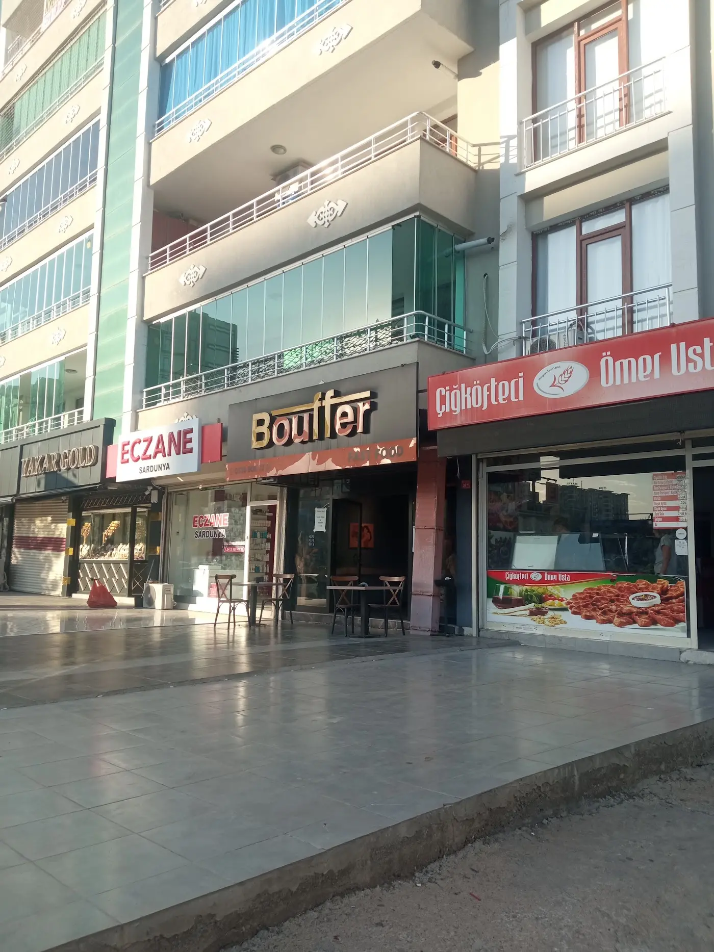 Bouffer Fast Food fotoğraf 2