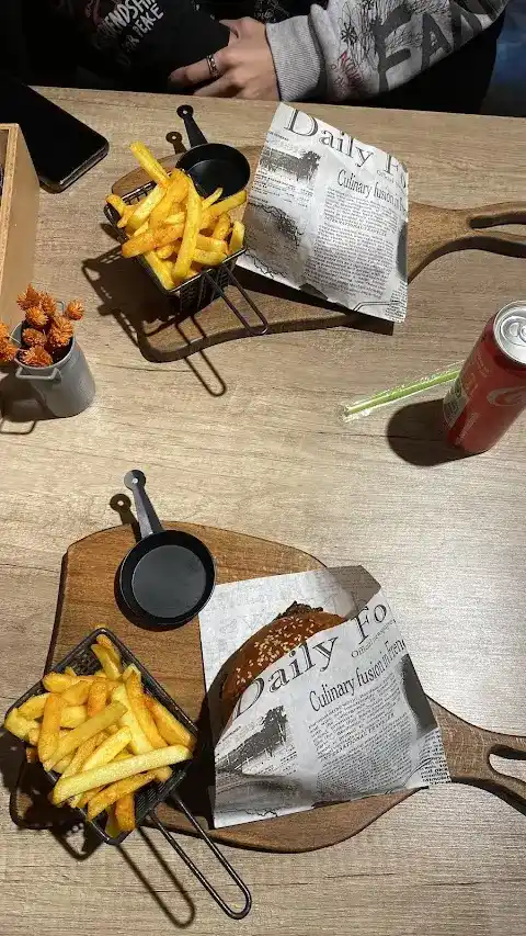 Bouffer Fast Food fotoğraf 3