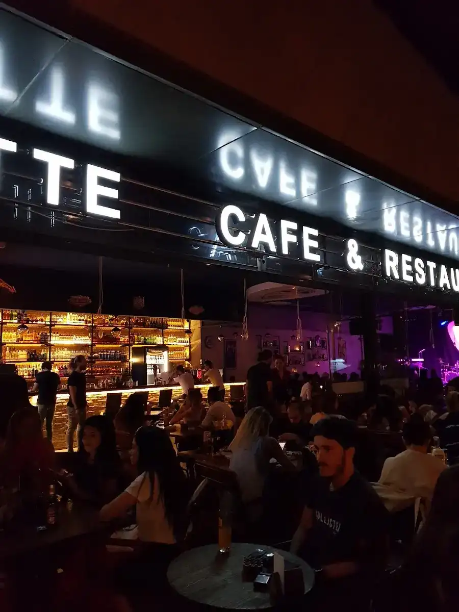 The Lotte Cafe Bistro