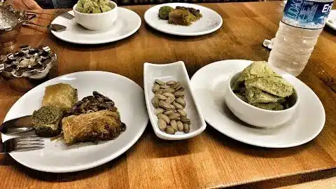 Nizip Hacıbaba Kadayıf ve Dondurma fotoğraf 2