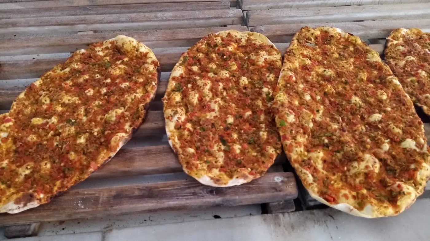 YeşiL Pide ve Lahmacun Fırını fotoğraf 2