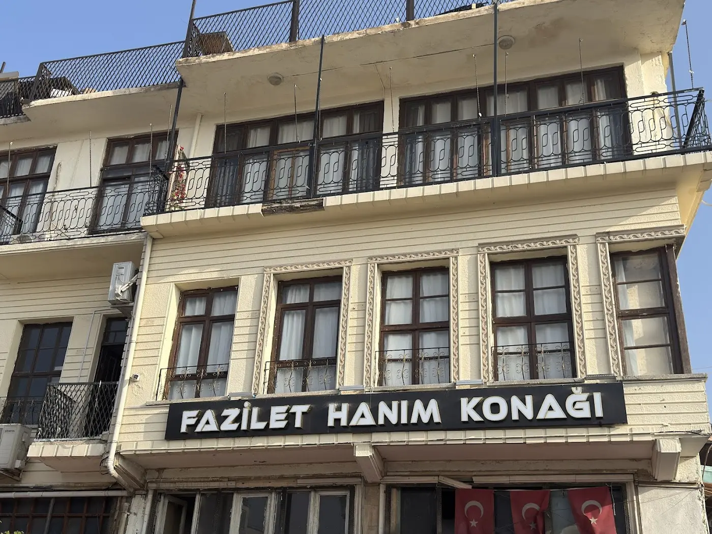 Fazilet Hanım Konağı