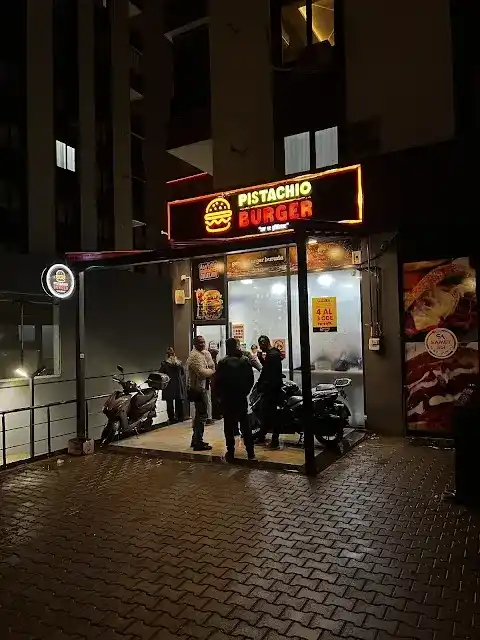 Pistachio Burger