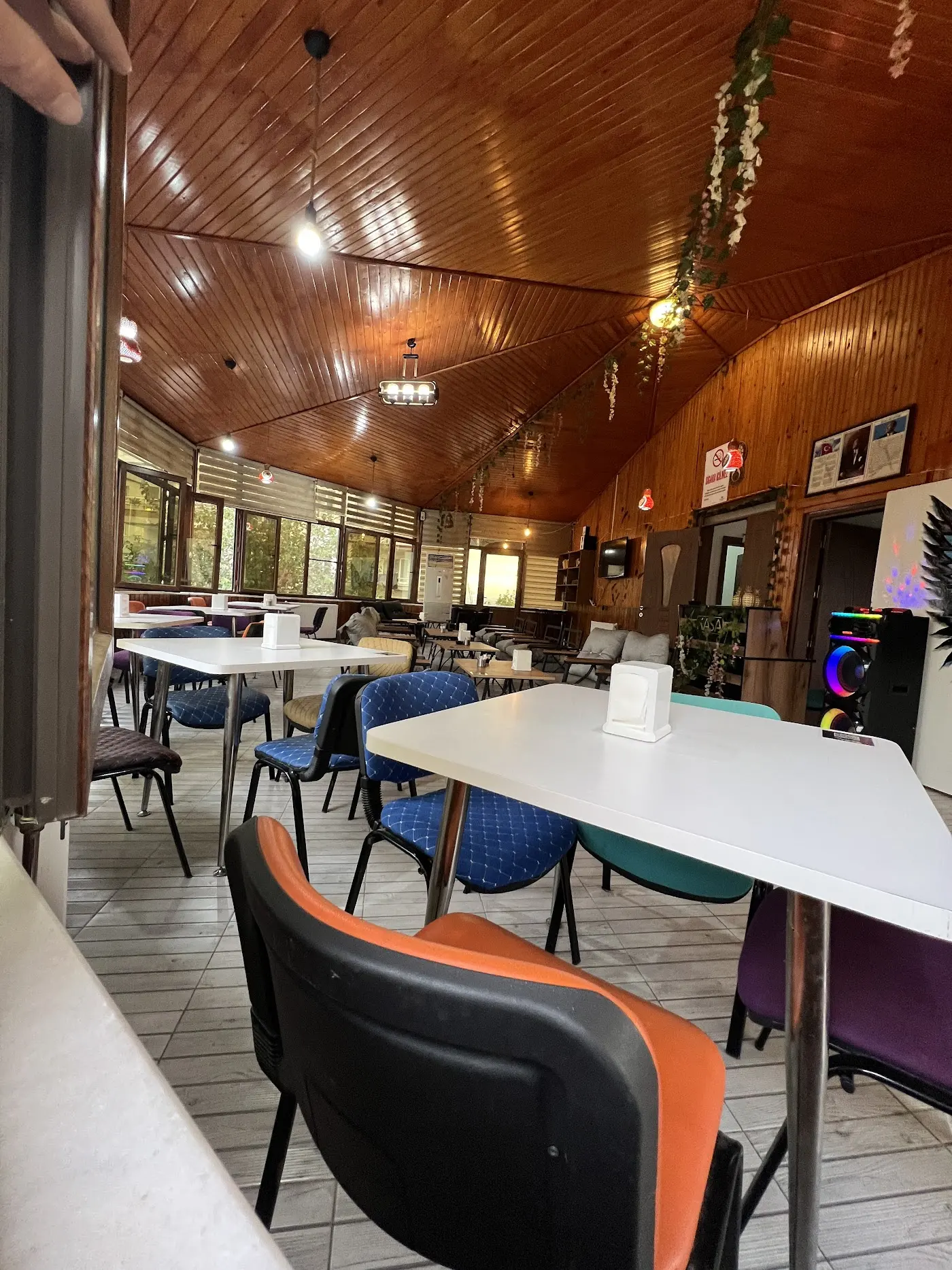 Retro Cafe & Kahvaltı