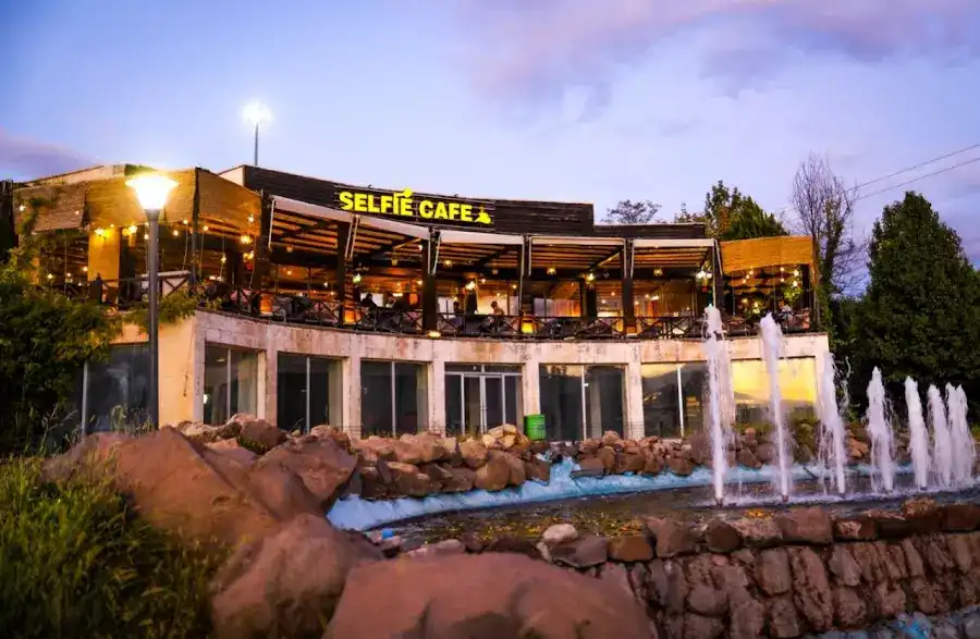 Selfie Cafe Gaziantep Serpme Kahvaltı Salonu fotoğraf 3