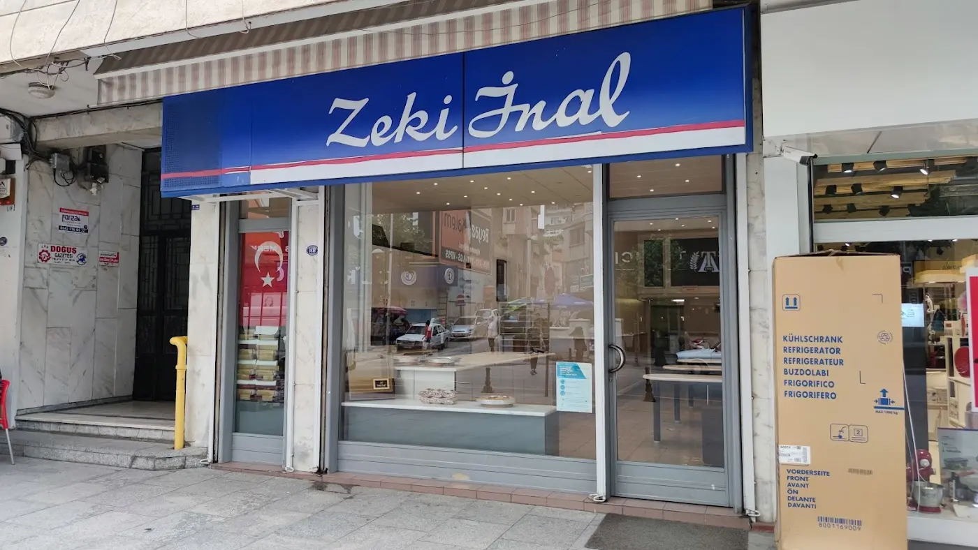 Zeki İnal