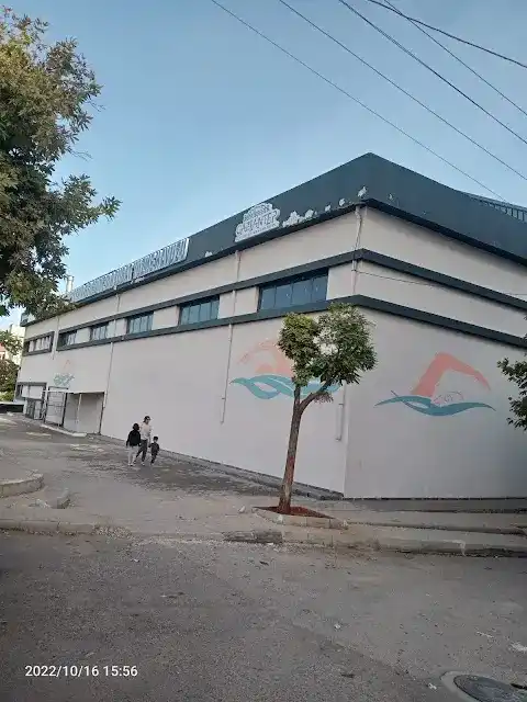 8 ŞUBAT YÜZME HAVUZU