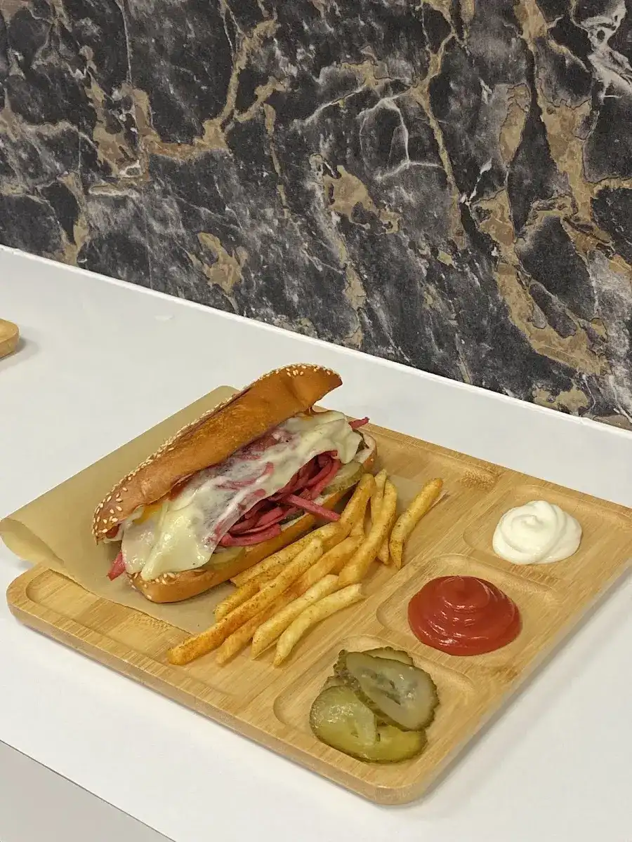 HALFE Fast-Food fotoğraf 2