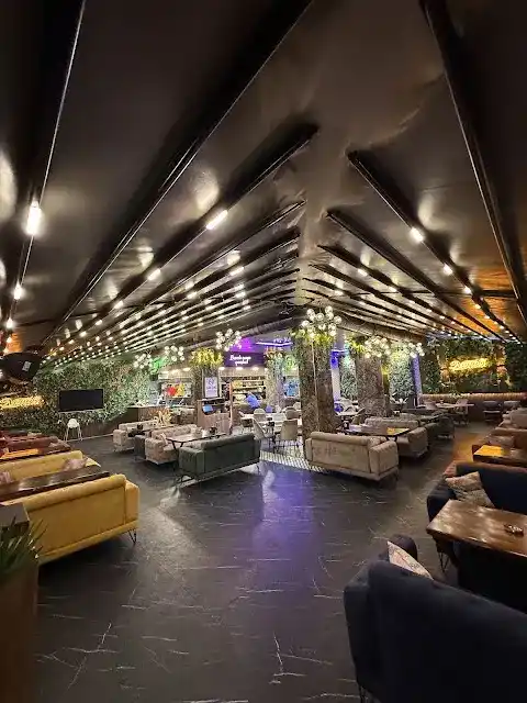 Napoli Lounge Cafe Restaurant Hookah