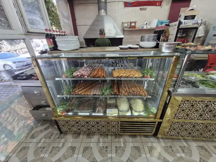 ZİRVE LAHMACUN PİDE KEBAP fotoğraf 3