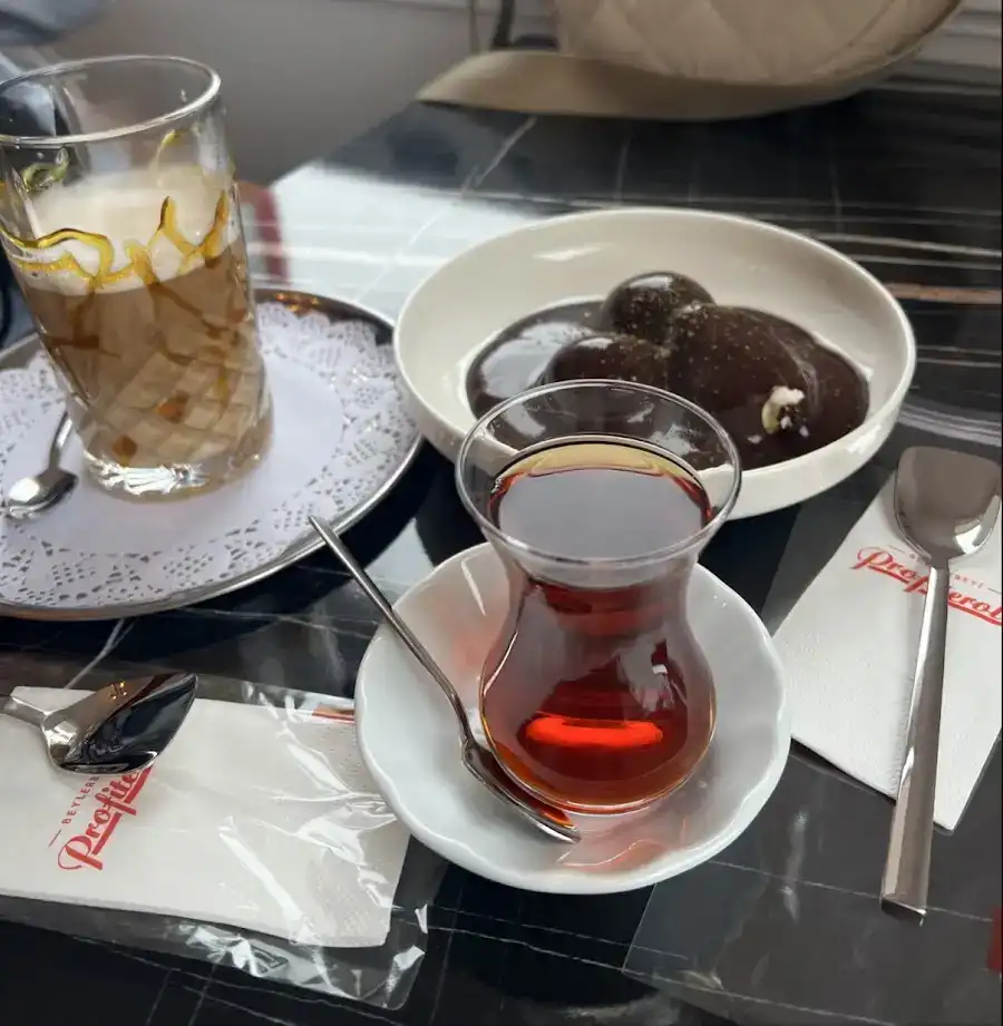 Beylerbeyi Profiterol Büyükada fotoğraf 2
