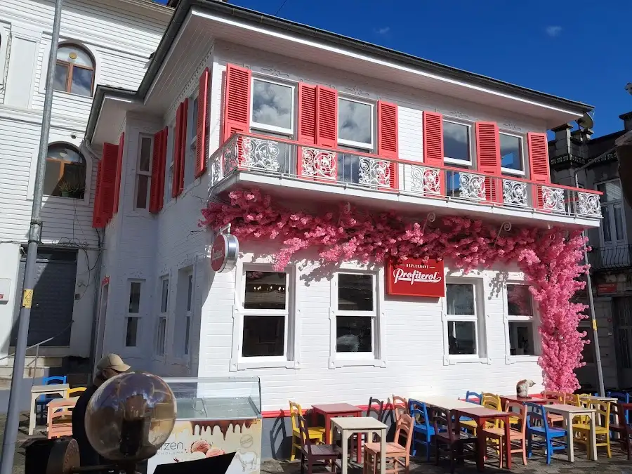 Beylerbeyi Profiterol Büyükada fotoğraf 3