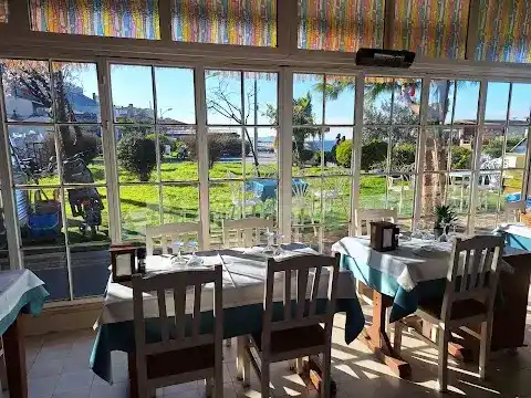 Nissi Restaurant & cafe fotoğraf 2