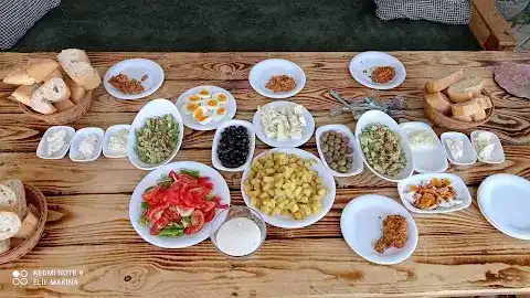 bizim bahçe kahvaltı ızgara ve ev yemekleri fotoğraf 2