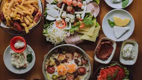 ES MENEMEN VE KAHVALTI SALONU fotoğraf 2
