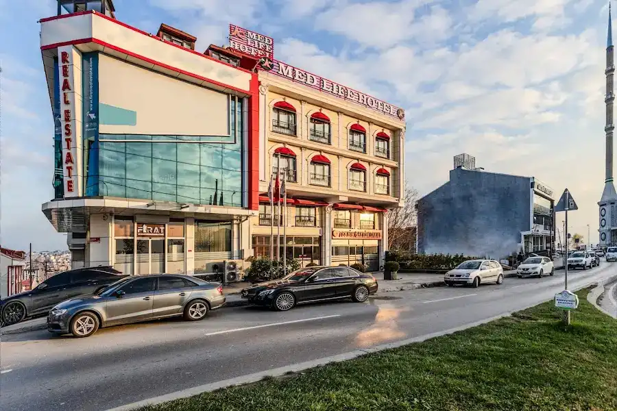 Med Life Hotel