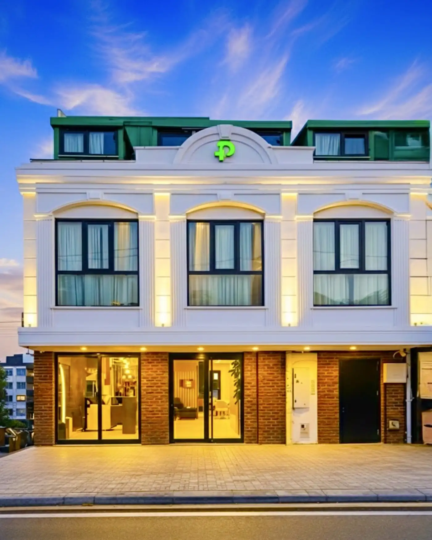Positive Hotel
