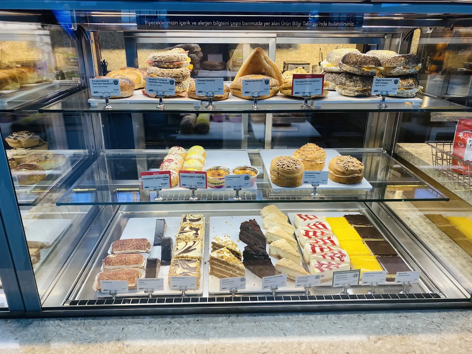Starbucks fotoğraf 1
