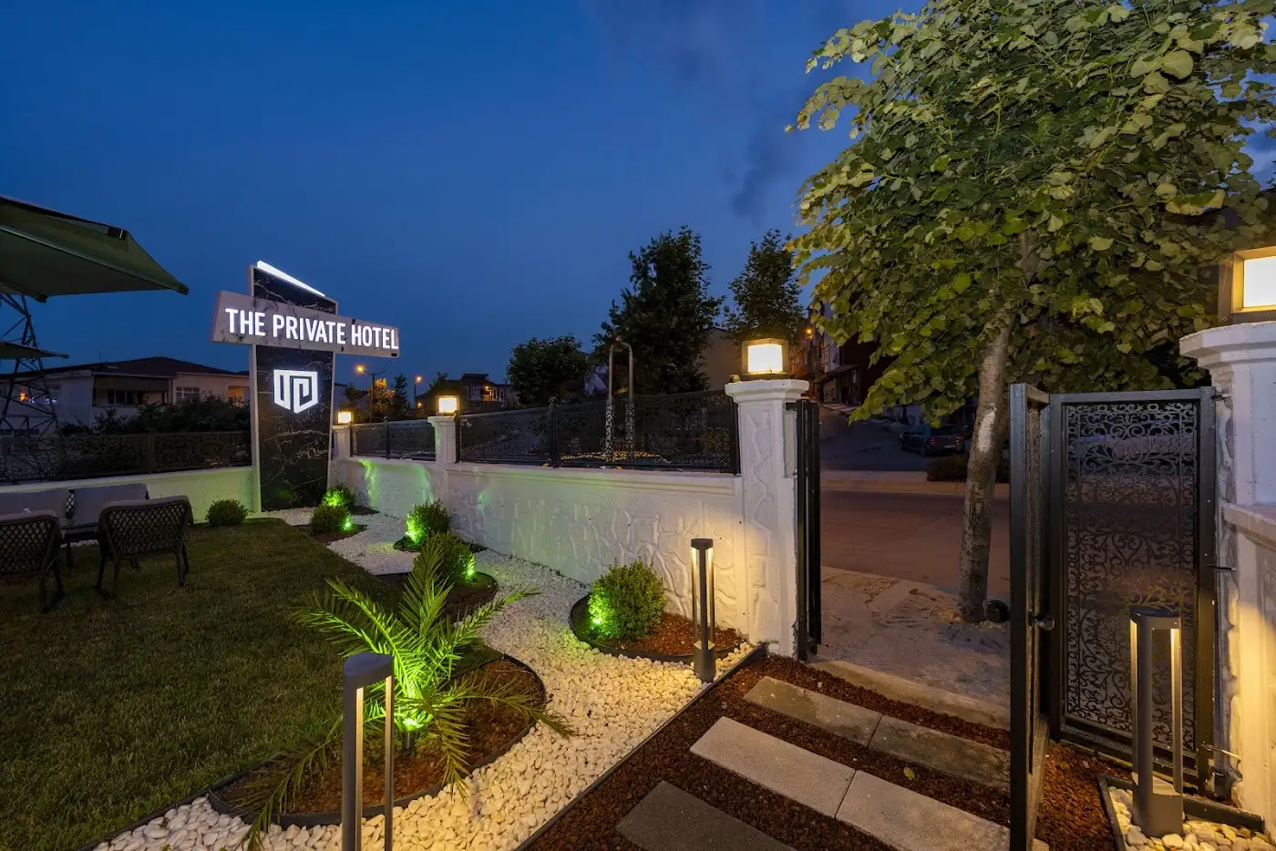 The Private Airport Hotel