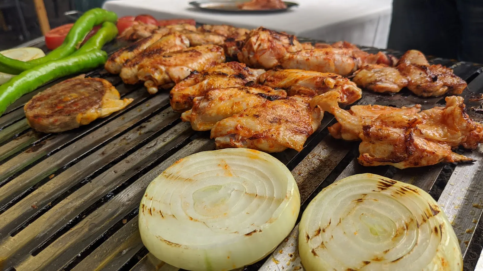 Hükümdar Sofrası Ataşehir｜Aile Mangalbaşı Restoran fotoğraf 2