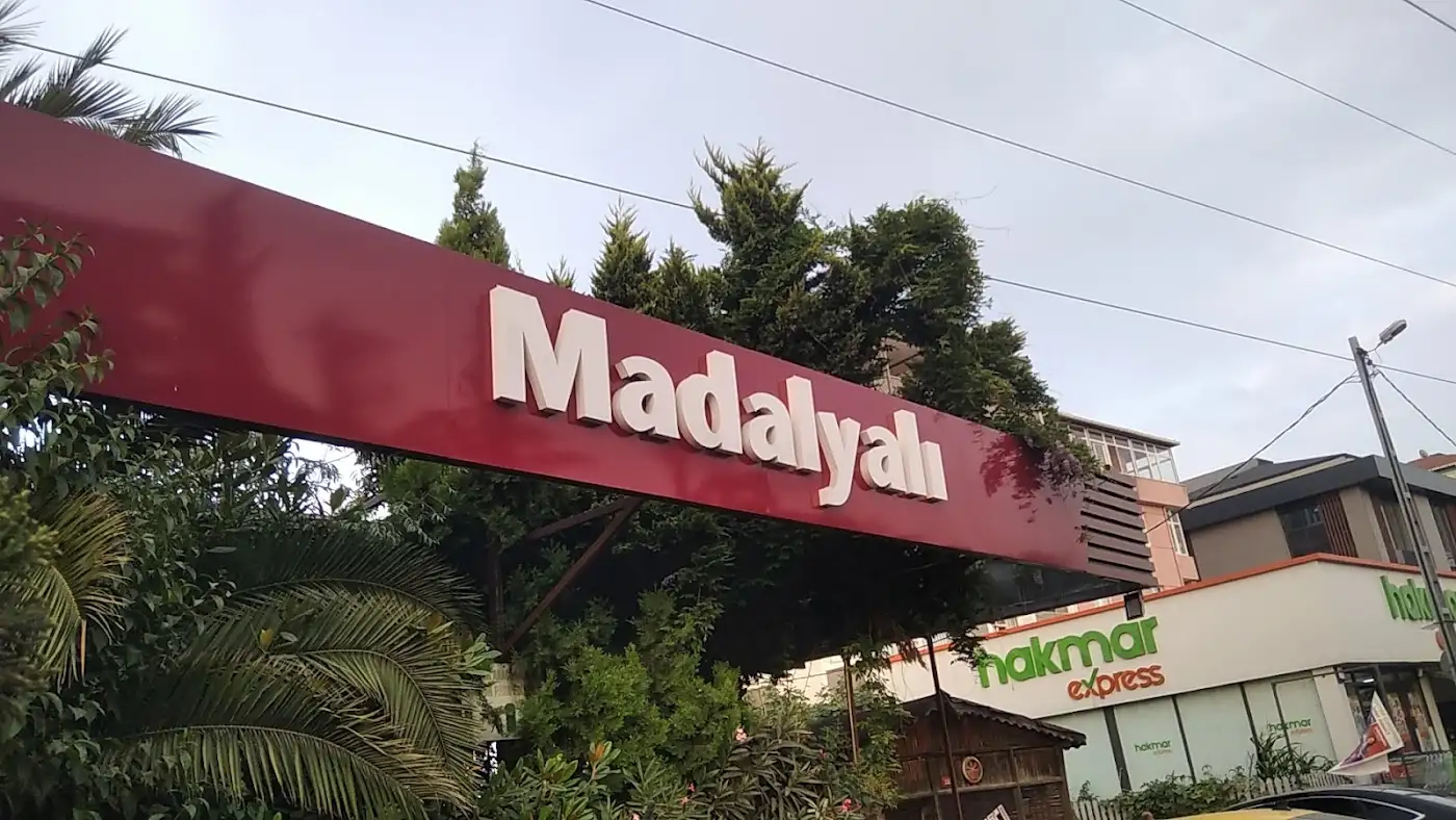 Madalyalı Restoran - Ataşehir