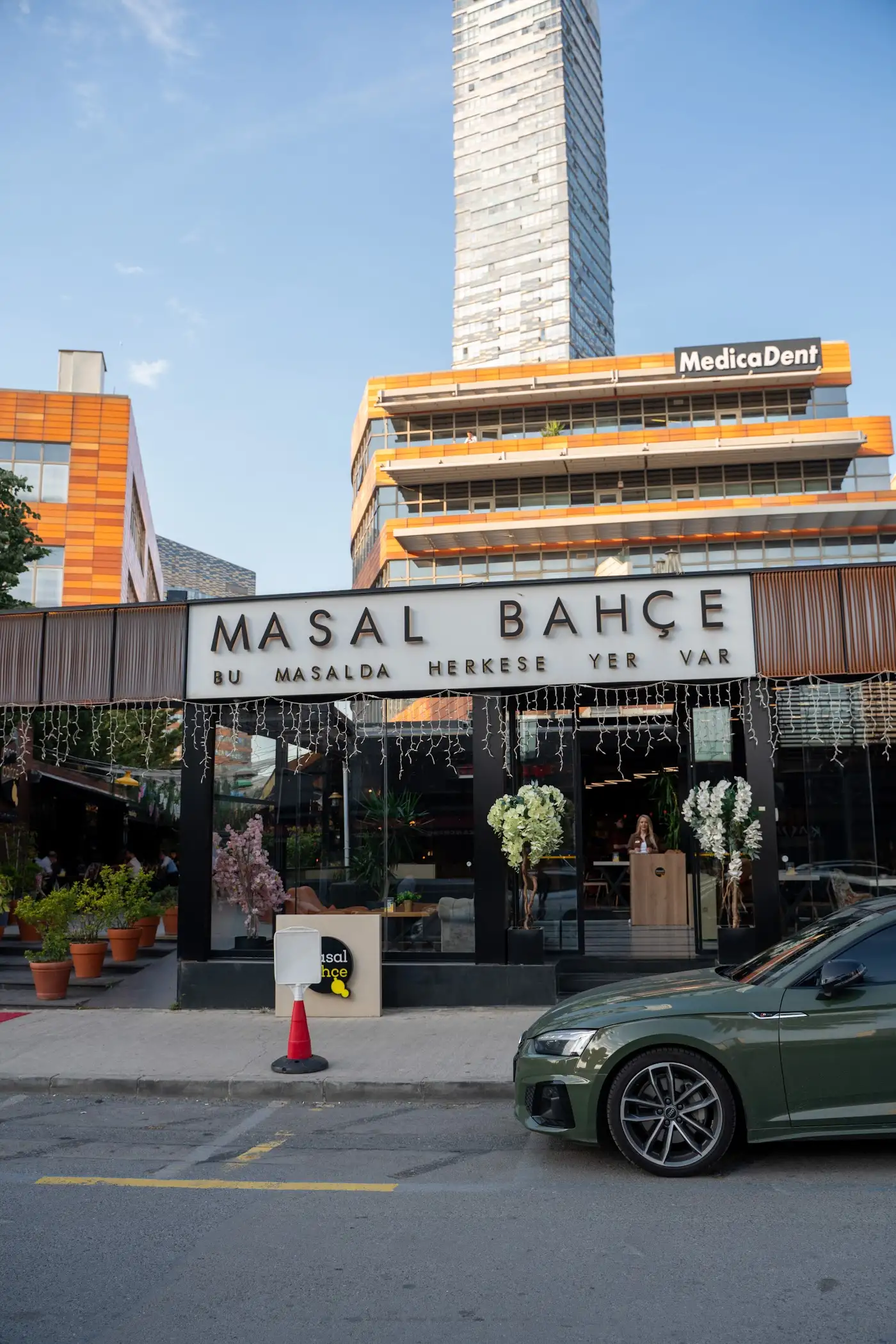 Masal Bahçe